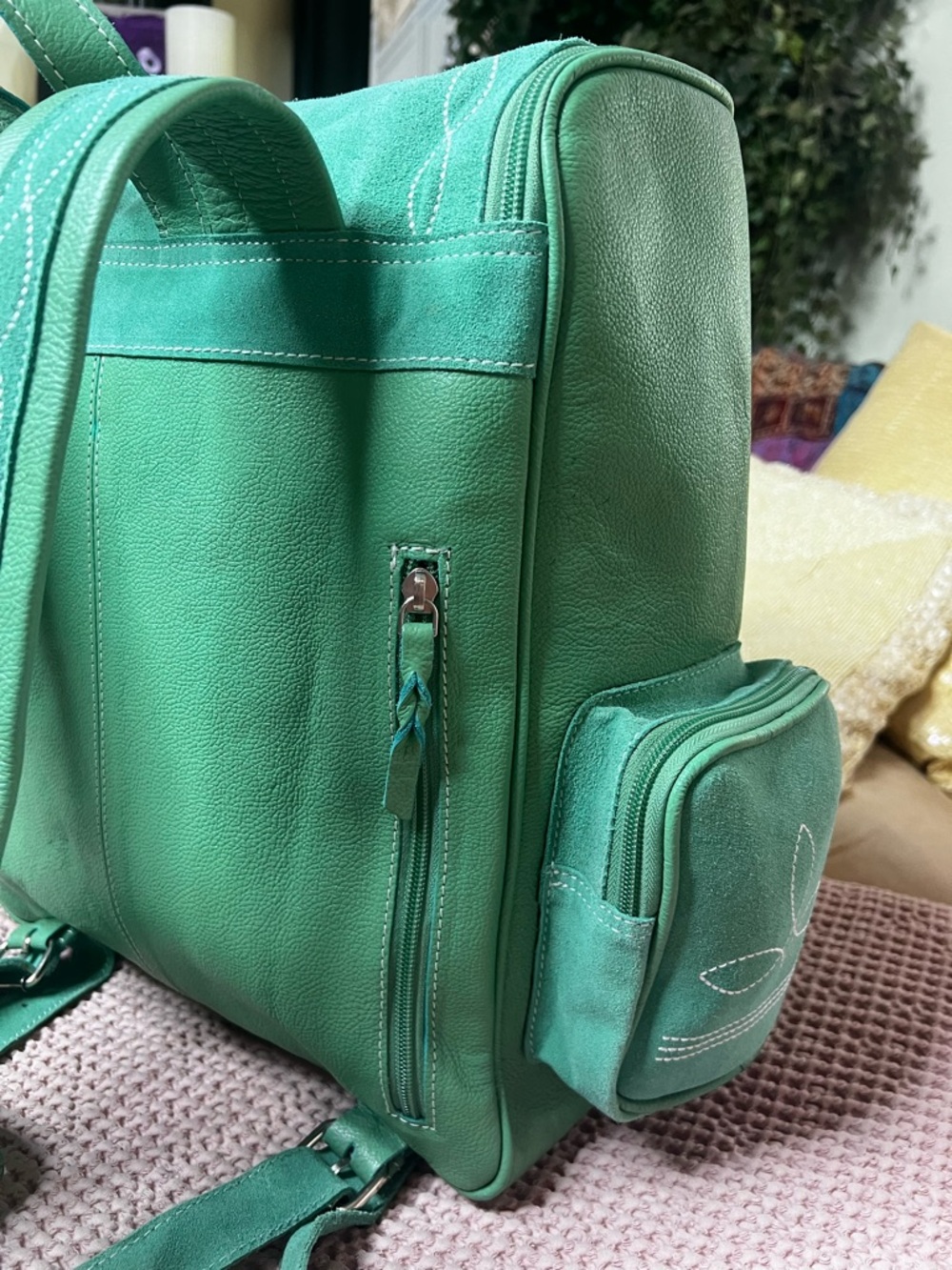 Western Style Turquoise Backpack with White Bootstitch - Picture 7 of 15